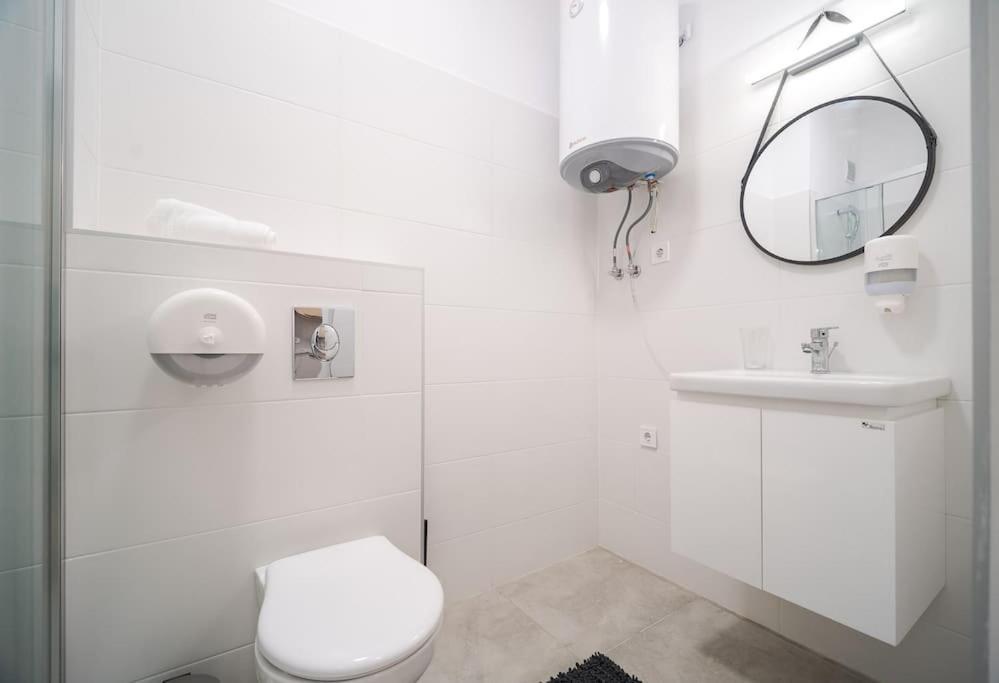 Mycampus 1 Bdrm, Stay 4, Free Parking, Garden, Self Check-In Sofía Exterior foto
